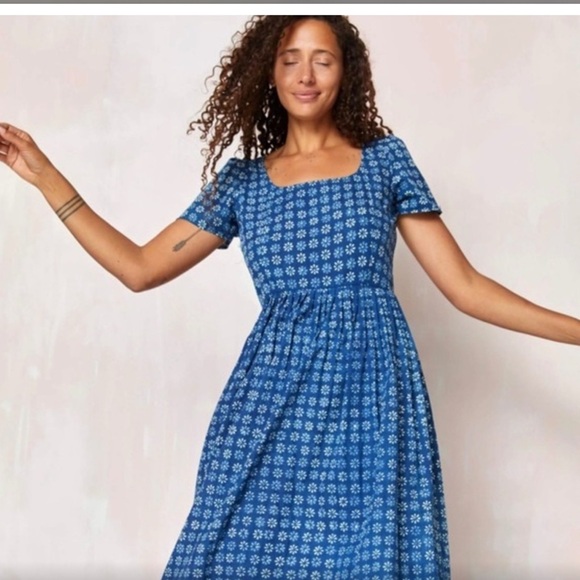 Christy Dawn Scarlet Dress in Indigo Daisy (petite small) - Picture 4 of 10